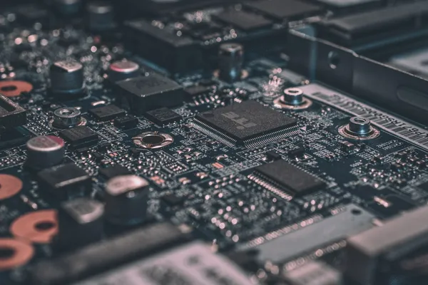 當 AI 成為企業系統的新使用者：MCP 正在改寫下一代企業軟體架構